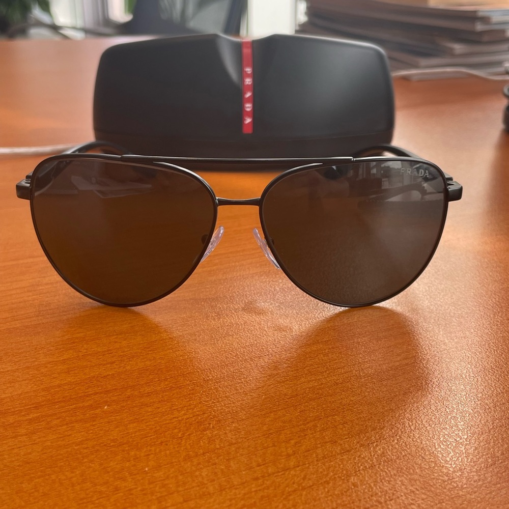 Prada aviators never worn